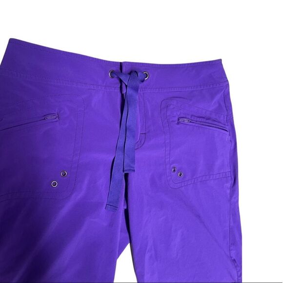 Athleta Breeze Bermuda Hiking Purple Shorts Size 4 - Picture 4 of 9